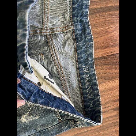 New Blank NYC Light Blue Distressed Straight Leg Jean Distressed 31 - Picture 4 of 6